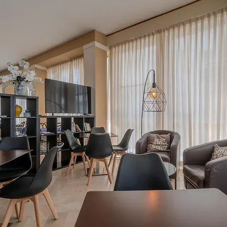 Mia Hotel 3*