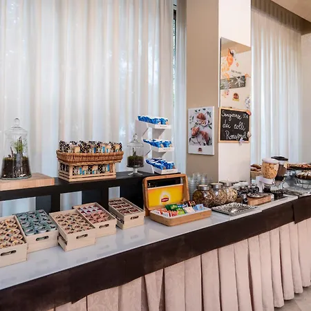 Mia Hotel 3*